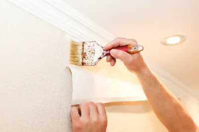 Pose de papier peint à Piscop — revêtements muraux et toiles de verre